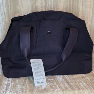 NWT Lululemon Go Getter Bag *Heat
